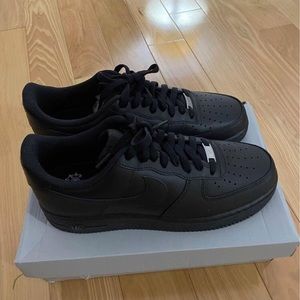 Nike Air Force 1 black